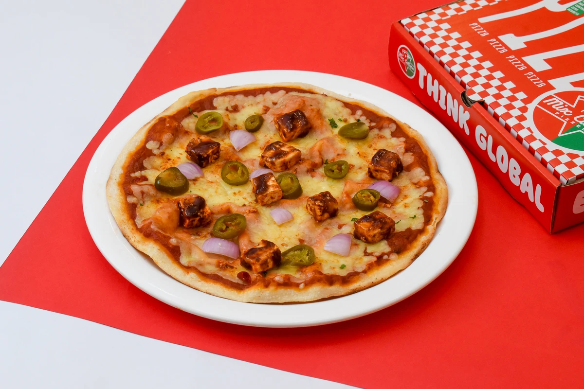 Spicy Barbeque St Louis Pizza