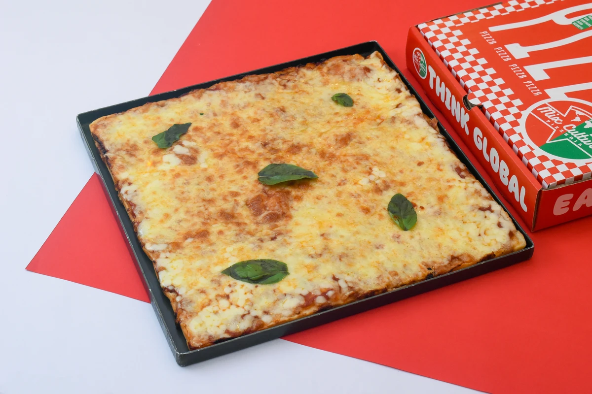 Spicy Margherita Sicilian Pizza